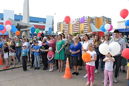 АПЗ - 66 лет! Праздничные мероприятия у проходной